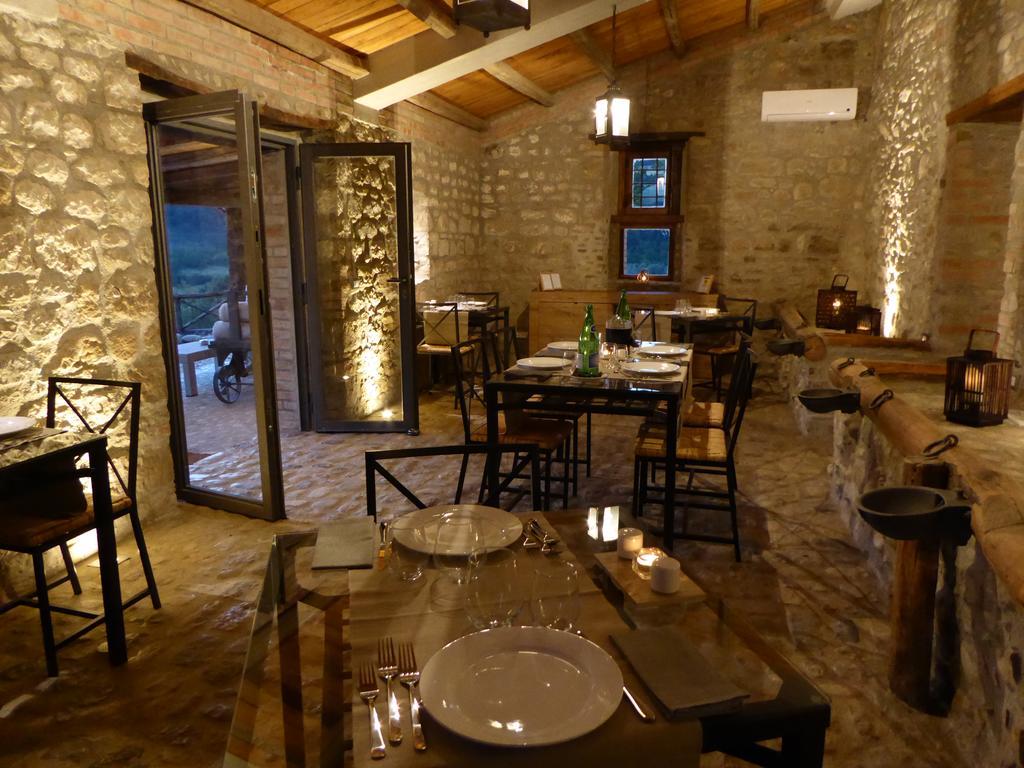 Pietre Di Fiume Villa Apice Bagian luar foto