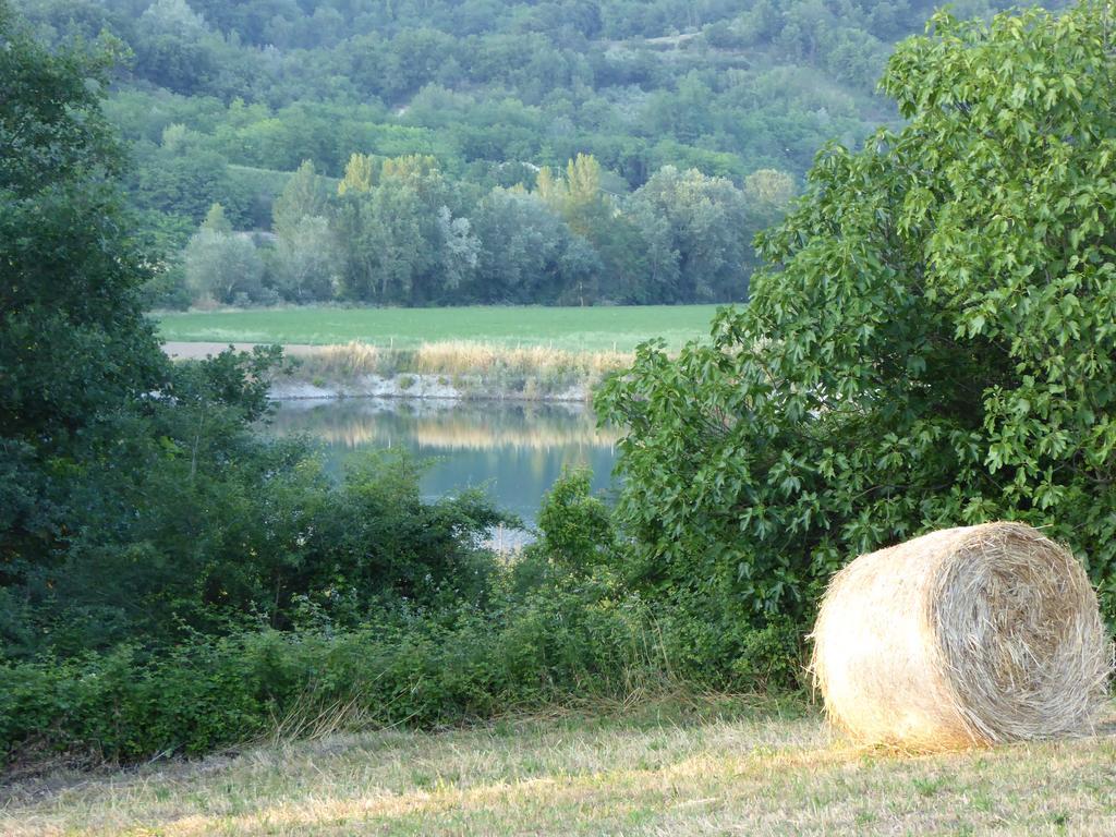 Pietre Di Fiume Villa Apice Bagian luar foto